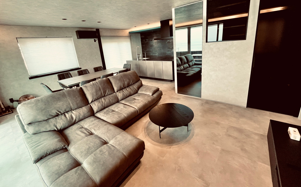 AWAJI OCEAN BASE EAST COAST　グループ宿泊券（最大4名様)　貸別荘 淡路島