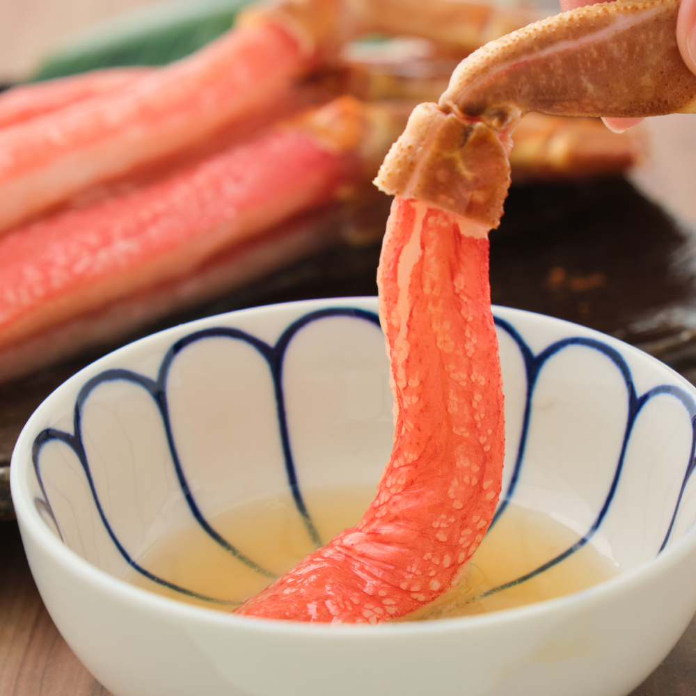 13-306 【年内配送12月15日入金まで】【生食可】特大・生ずわいがに脚ポーション500ｇ within2025
