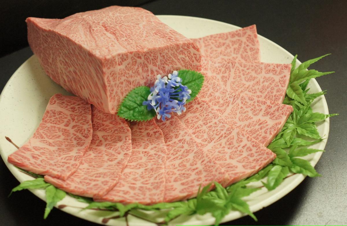 【4か月定期便】国産黒毛和牛 焼肉 希少部位 計2kg イチボ ハネシタ ミスジ 肩ロース 京丹波平井牛
