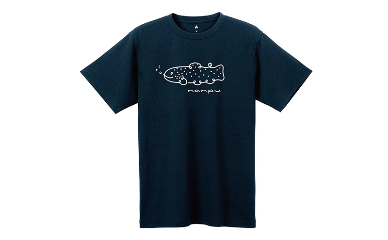 nanpu イトウ Tシャツ S サイズ  ダークネイビー 北海道 南富良野町 限定デザイン オリジナル