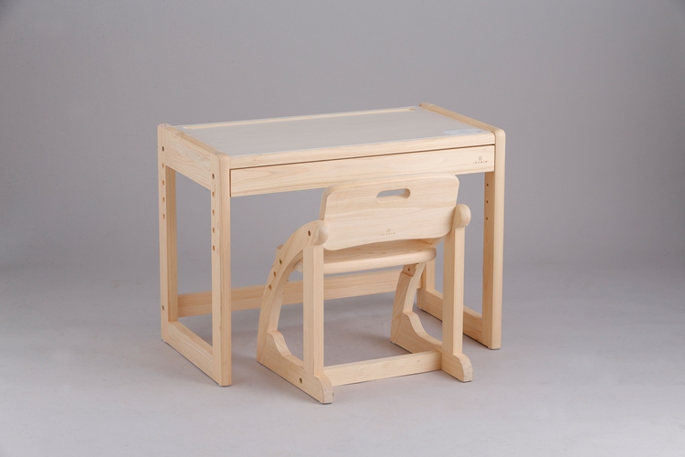 IKONIH スタディセット | おもちゃ 子供 こども オモチャ 玩具 プレゼント お祝い 木 出産祝い 安全 オーガニックトイ ファーストトイ イス　椅子 机 子供用 アイコニー