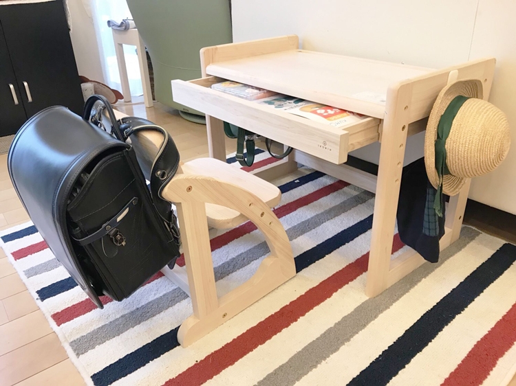 IKONIH スタディセット | おもちゃ 子供 こども オモチャ 玩具 プレゼント お祝い 木 出産祝い 安全 オーガニックトイ ファーストトイ イス　椅子 机 子供用 アイコニー