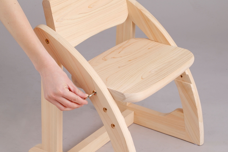 IKONIH キッズチェア ｜ おもちゃ 子供 こども オモチャ 玩具 プレゼント お祝い 木 出産祝い 安全 オーガニックトイ ファーストトイ 椅子 イス チェア アイコニー