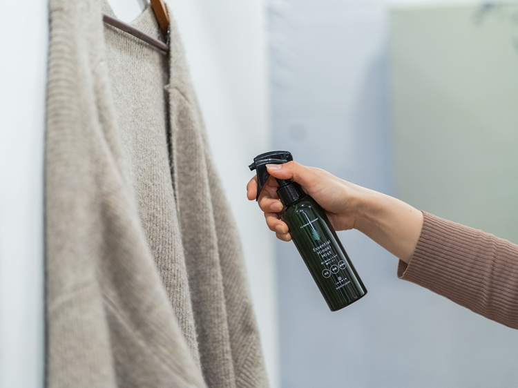 IKONIH エッセンシャルひのきミスト 12本セット ｜ おもちゃ 子供 こども オモチャ 玩具 プレゼント お祝い 木 出産祝い 安全 オーガニックトイ ファーストトイ 消臭 ひのき ミスト ヒノキ アイコニー