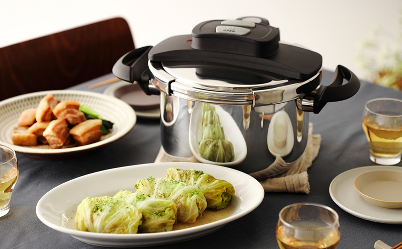 圧力鍋 両手圧力鍋5L RAN-5L 5L ih ガス ガス対応 ih対応 アイリスオーヤマ 圧力なべ レシピブック付き 蓋 ふた 中かご 蒸し皿 セット 簡単操作 両手鍋 両手圧力鍋 鍋 なべ ナベ 圧力 時短 調理器具 プレゼント