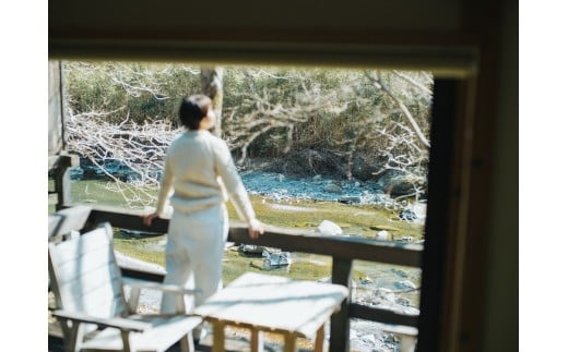 馬路温泉宿泊券/1泊2日ペア宿泊プラン（朝食・夕食付） 温泉旅館 温泉宿 ペア ホテル 旅行 旅行クーポン 父の日 母の日 高知県 馬路村 【385】