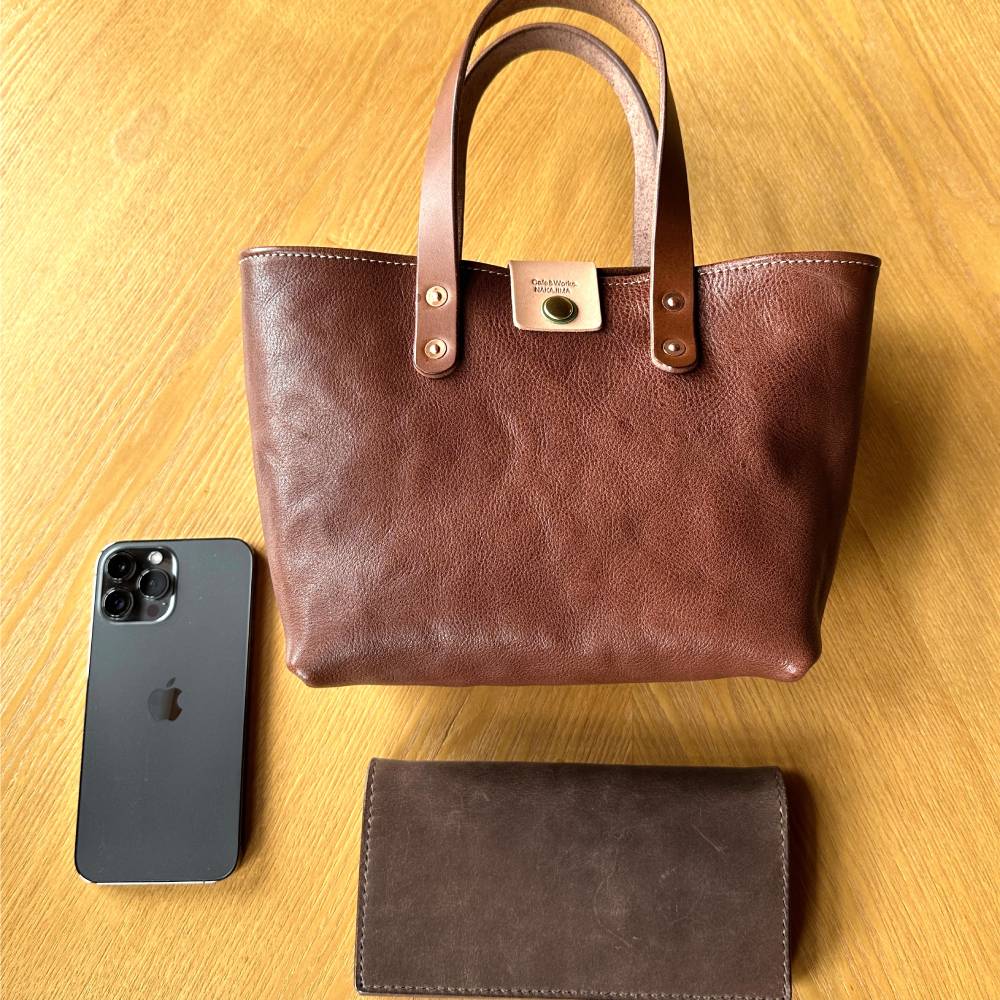 84-8 【年内配送12月15日入金まで】本革ミニトートバッグ（ブラウン）【レザークラフト】 within2025