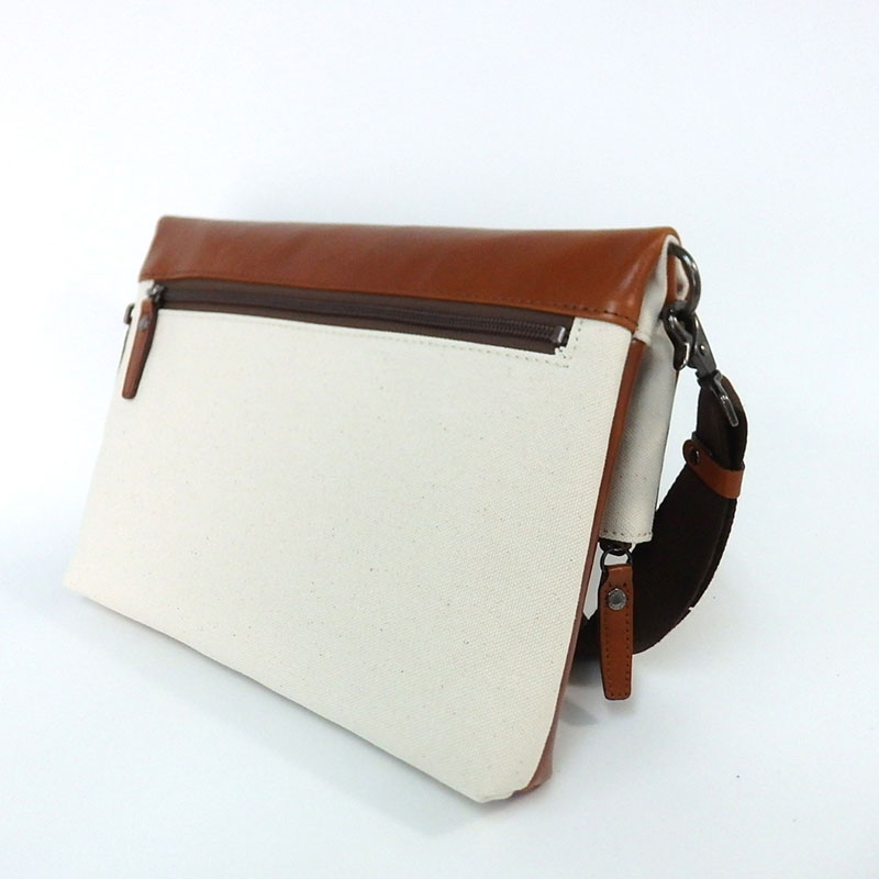 レディース　国産　キャンパスクラッチ　7M8-1063（ナチュラル×ライトブラウン）