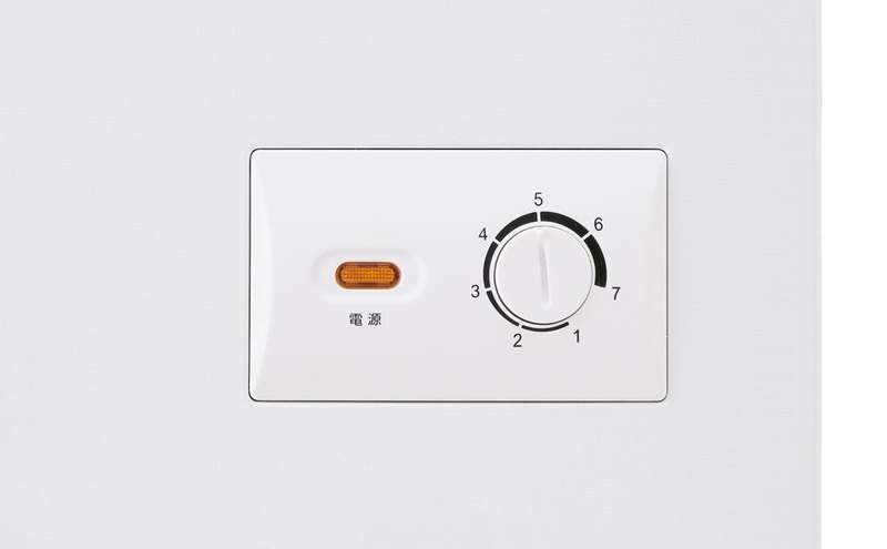 冷凍庫 上開き式冷凍庫 100L ICSD-10C-W ホワイト アイリスオーヤマ 上開き 省エネ 冷凍 食品 氷 保存 コンパクト 温度調節 まとめ買い 静音 冷凍食品 ストック バスケット付