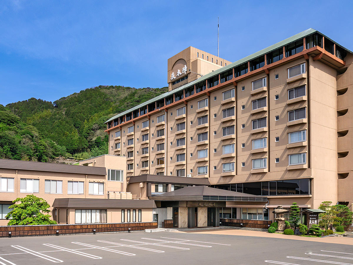 山口県萩市のふるさと納税 萩本陣・萩の宿常茂恵・北門屋敷の３つのお宿から選べる宿泊券　50,000円分　｜HGH00018