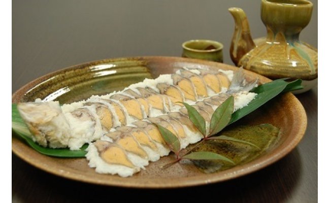 近江本にごろ　ふなずし「比目の魚」雄雌セット【200g×2尾】【AD08W】