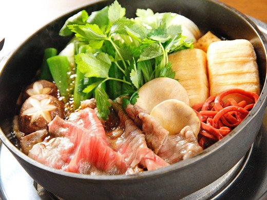 【カネ吉山本】近江牛すきやき用[選]　【500ｇ】【Y083W1】