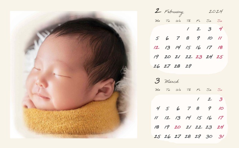 オリジナルカレンダーをデザイン・印刷します（オリジナルのデザイン・卓上カレンダー）