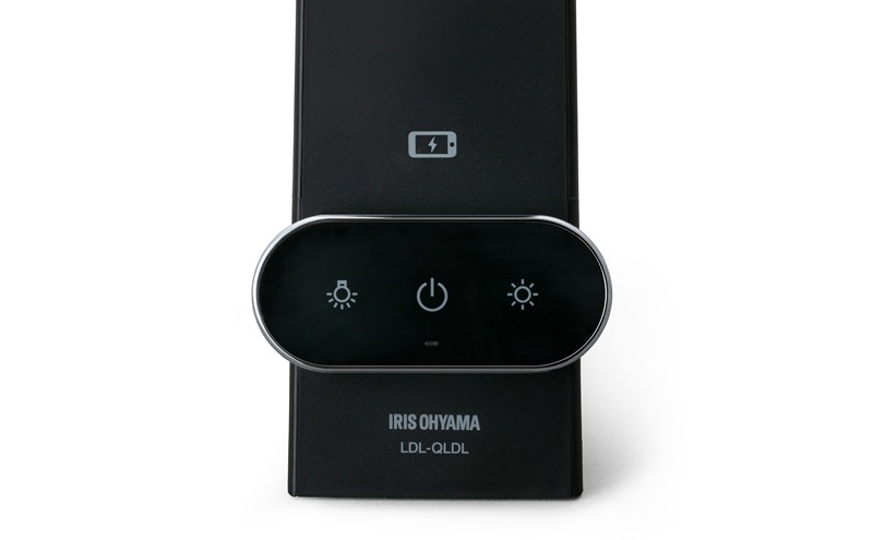 LEDデスクライトQi充電シリーズ 縦置きタイプ 調光・調色 LDL-QLDL-B ブラック デスクライト LED 調光 調色 ワイヤレス充電 おしゃれ アイリスオーヤマ スタンドタイプ Qi充電 勉強 テレワーク