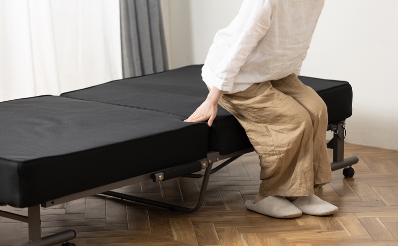 ベッド 折りたたみベッド OTB-PSN ブラック シングル 14段階リクライニング キャスター付き 折りたたみ 折り畳み リクライニング 手動 ポケットコイル アイリスオーヤマ 新生活