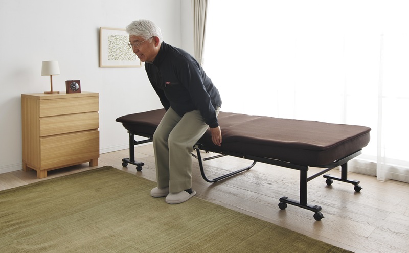 ベッド 折りたたみベッド OTB-MTN ブラウン シングル ハイタイプ 組立不要 介護ベッド 折り畳み 完成品 アイリスオーヤマ ベット コンパクト シングルベッド 一人暮らし 14段階リクライニング 折りたたみベット 新生活