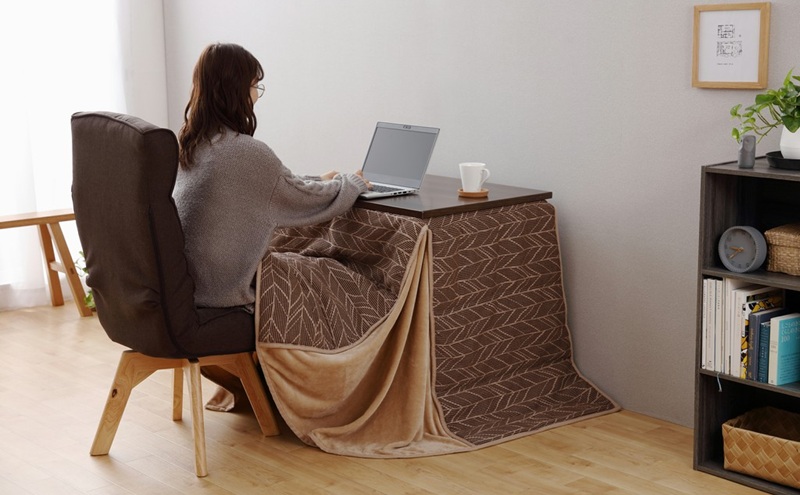 イス 回転ファブリックチェア FACN-K ブラウン 椅子 回転チェア おしゃれ 回転 ダイニング リクライニング 北欧 一人掛け チェア 肘なしタイプ 肘なし ダイニングチェア リクライニングチェア ファブリックチェア アイリスオーヤマ 新生活