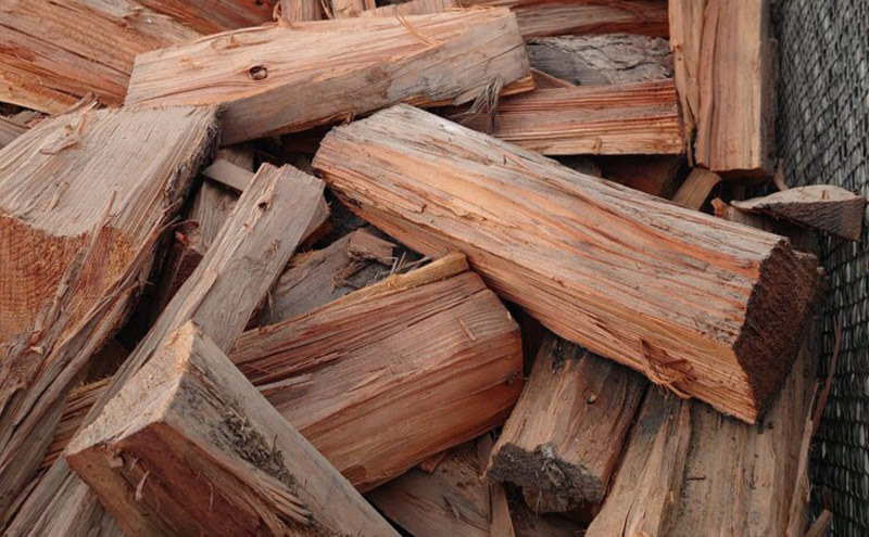 北海道産 薪ストーブ用 ミズナラ薪 10kg（30～35cm/1本）TOKACHI FIRE WOOD【 薪 広葉樹 ナラ 焚き火 ストーブ キャンプ ピザ窯 暖炉 サウナ 乾燥薪 焚き付け 太割 アウトドア グランピング BBQ 北海道 十勝 幕別 】