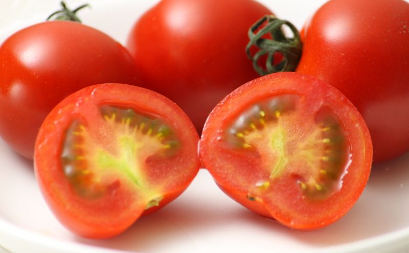 【2026年6月下旬～発送】完熟　富良野トマト　(ミニトマト)【約1kg】 (スイートベジタブルファクトリー) 野菜 新鮮 直送 朝採り トマト ミニトマト 道産 北海道 ふらの