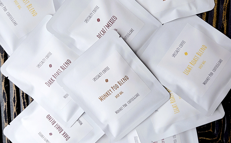 コーヒー 〈スペシャルティコーヒー飲み比べ〉ドリップバッグ10袋／アソート 食品 コーヒー お菓子 モンキーポッド ドリップパック 珈琲 セット 深煎 中煎 浅煎 墨田区 東京都