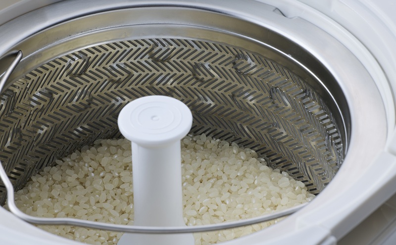 精米機 RCI-C5-C アイボリー 精米機 家庭用 アイリスオーヤマ 銘柄純白づき 5合 かくはん式 5合連続精米 3分 5分 7分 白米 純白米 無洗米 古米 白米みがき 胚芽米 40銘柄対応 お手入れ簡単 取っ手付 家庭用精米機 精米器