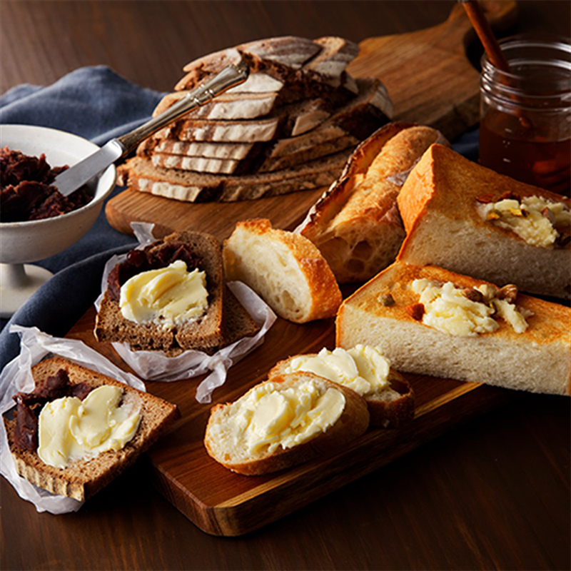 よつ葉 「パンにおいしいよつ葉バター」100g×10【 よつ葉 パンにおいしいバター おすすめ ランキング トースト 塗りやすい 有塩 高級 比較 北海道 十勝 幕別 】