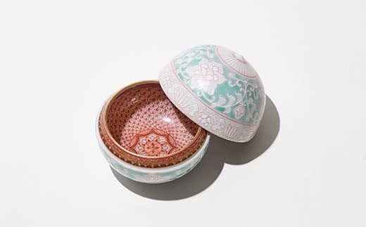 【高島屋選定品】 白玉描割（はくぎょくかきわり） 宝相華文珠盃 緑 工芸品 陶磁器 日本製 F6P-2883