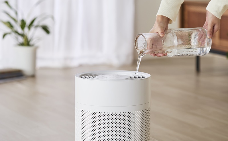 丸洗い気化加湿器 AHM-MVU55A-W ホワイト 加湿器 お手入れ簡単 アイリスオーヤマ 4L 気化式 気化式加湿器 上から給水 上部給水 最大15畳対応 ヒーターレス 省エネ 節電 全分解可能 羽まで洗える 丸洗い 洗いやすい 清潔 おしゃれ