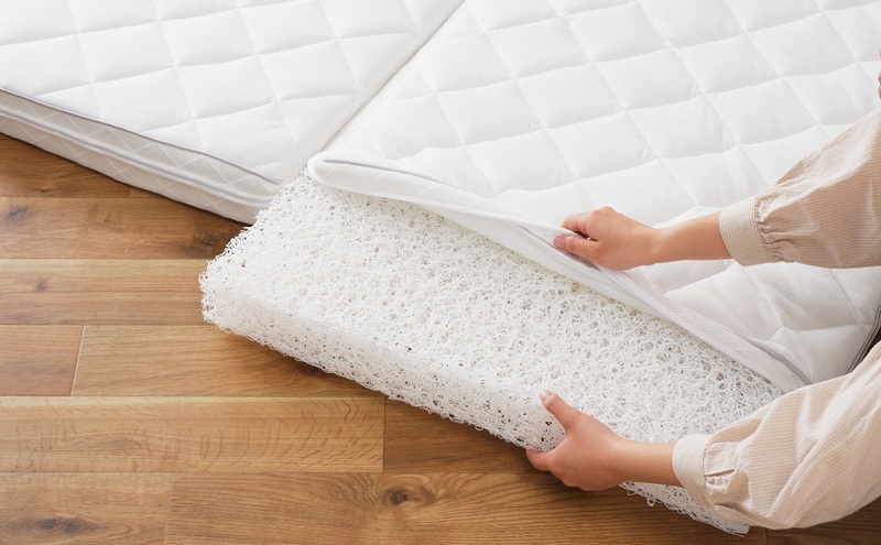 エアリーマットレス HGS90-S マットレス シングル 三つ折り 折りたたみ ソフトタイプ 9cm 寝返り 通気性 洗える 丸洗い 体圧分散 抗菌 防臭 コンパクト アイリスオーヤマ Airy エアリー