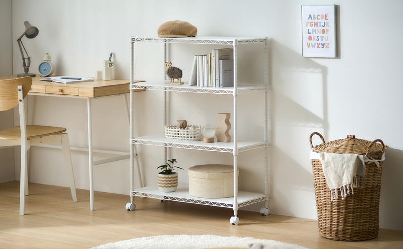 カラーメタルラック ウッドボード付き CMM-75104B ホワイト ラック 棚 おしゃれ キャスター キャスター付 収納ラック キッチン ウッドボード付き メタルラック メタル カラーラック 収納 リビング 寝室 かわいい アイリスオーヤマ 幅75
