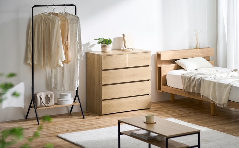 組立簡単ウッドチェスト KKWCー790 ナチュラル チェスト 4段 タンス 箪笥 収納 アイリスオーヤマ ローチェスト 衣装ケース 組み立て簡単 工具不要 引き出し 開閉スムーズ 北欧 おしゃれ シンプル 衣類 服 収納ケース 衣類収納ケース