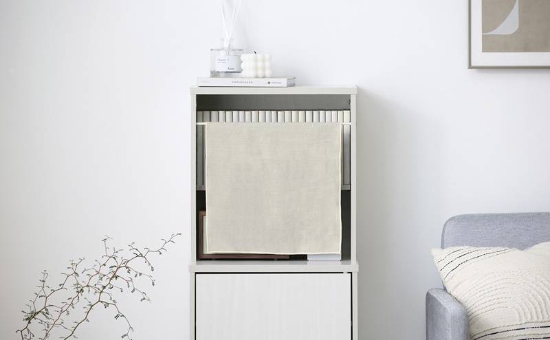 隠せる本棚 HKH-400 ホワイト 本棚 大容量 扉付 幅39.5cm 単行本約200冊 可動棚 棚 グッズ 収納 隠せる収納 本 コミック 漫画 雑誌 絵本 収納棚 漫画棚 コミックラック 文庫本棚 漫画収納 目隠し収納 アイリスオーヤマ HIROBIRO