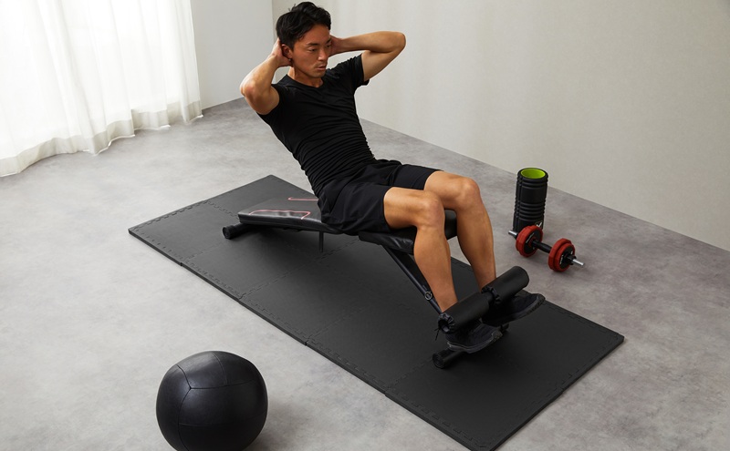 高硬度ジョイントトレーニングマット JMTR-456 ジョイントマット 厚手 2cm 45×45cm 6枚 高密度 硬め 変形しにくい サイドパーツ付 抗菌 防臭 洗える 滑り止め クッションマット 防水 フロアマット トレーニングマット 運動 アイリスオーヤマ