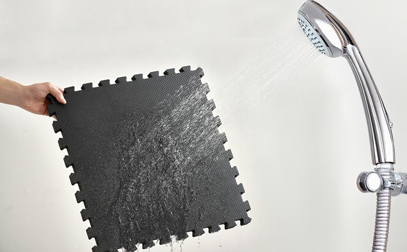 高硬度ジョイントトレーニングマット JMTR-456 ジョイントマット 厚手 2cm 45×45cm 6枚 高密度 硬め 変形しにくい サイドパーツ付 抗菌 防臭 洗える 滑り止め クッションマット 防水 フロアマット トレーニングマット 運動 アイリスオーヤマ