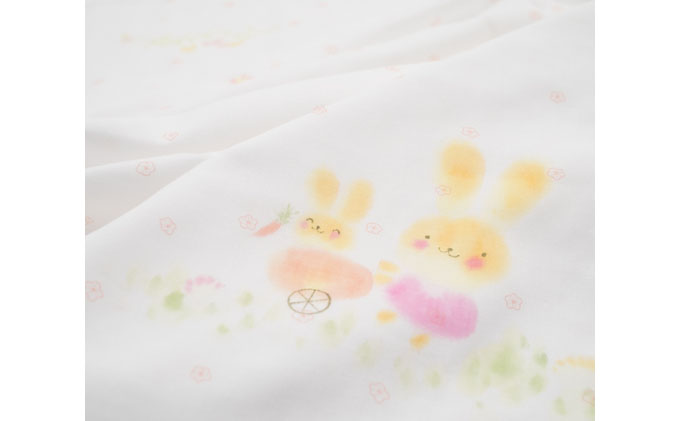 PGガーゼ　ブランケット 手描うさぎ親子 ベビー 赤ちゃん 用品 グッズ アイテム お出かけ 敷く 掛ける くるむ ガーゼケット コンパクト 外出 ベビーカー 上掛け 白 動物 