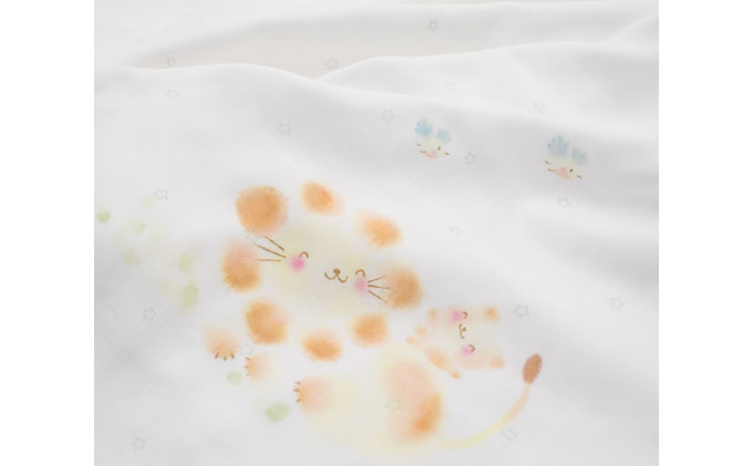 PGガーゼ　ブランケット 手描らいおん親子 ベビー 赤ちゃん 用品 グッズ アイテム お出かけ 敷く 掛ける くるむ ガーゼケット コンパクト 外出 ベビーカー 上掛け 白 動物 