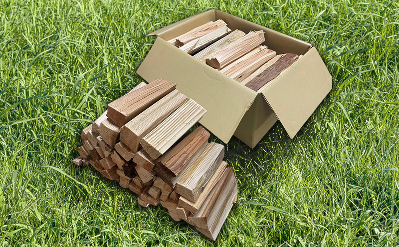 針葉樹 薪 約13kg スギ ヒノキ 杉 檜 アウトドア キャンプ 焚火 焚き火