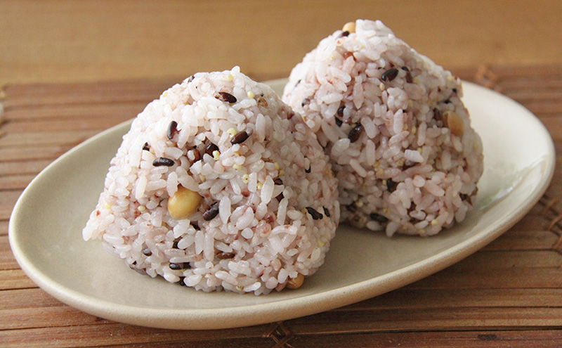 玉野五穀ブレンド ビッグサイズ 200g×4個入り 約1ヵ月分 五穀ブレンド 雑穀ブレンド 国産 米 黒米 もちきび もちむぎ 大豆 たかきび