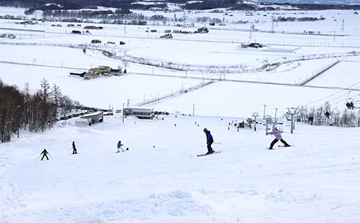 2025-2026「ASHIMOI KANKO高穂スキー場」シーズン券【小人１名】 n-0156