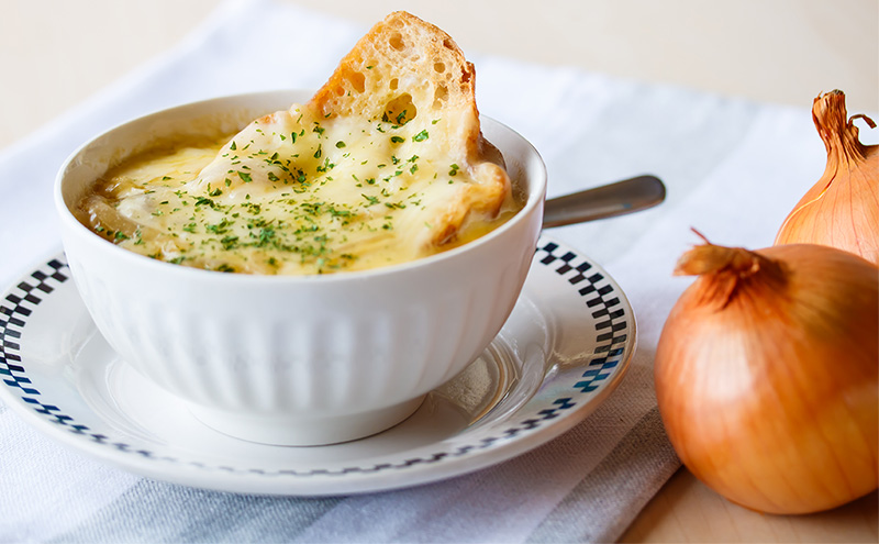 【2025年発送】ふらの たまねぎ 約10kg 小粒 Sサイズ ( 北海道 富良野市 野菜 新鮮 直送 玉ねぎ 道産 ふらの 送料無料 数量限定 )