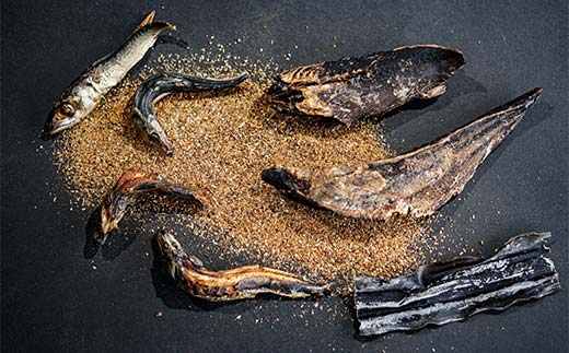 天然素材だしパック 150g（15g×10袋）かつお節 目近 あじ さば 煮干し 昆布 だし ダシ 出汁 調味料 海産物 食品 F6P-2941