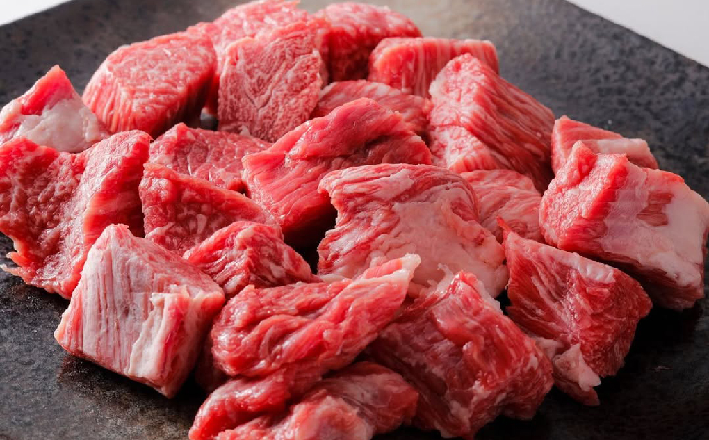 【淡路ビーフ】角切りカレー・シチュー肉600g　黒毛和牛 冷凍 煮込み用