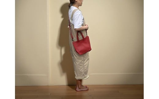 【八幡レザー】ショルダー付きトートバッグ（赤）【DP11W】