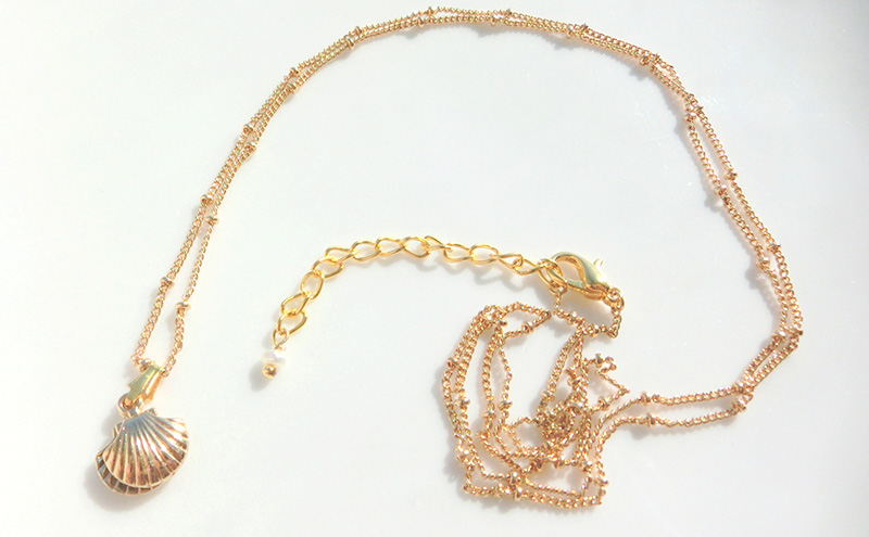 scallop long necklace ネックレス アクセサリー 貝殻 1個 【海 ゴールド  ロングチェーン シンプル 貝 パール 可愛い ハンドメイド 手作り  職人 上品 大人な雰囲気 ギフト プレゼント ラッピング 結婚式 普段使い】