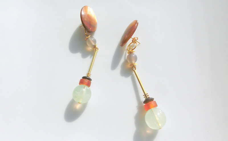 Jupiter ピアス アクセサリー 天然石 1個 【ゴールド グリーン ブラウン オレンジ シンプル クール エレガント 可愛い ハンドメイド 手作り  職人 上品 華やか ドレス 結婚式 大人の雰囲気 ギフト プレゼント 母の日 ラッピング シェル 2way仕様】