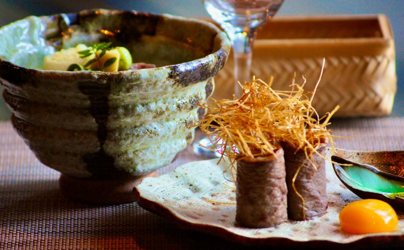 伊賀のかくれ宿 赤目温泉隠れの湯 対泉閣で使える　30,000円分日帰り食事ギフト券（赤目四十八滝招待券〈夜間ライトアップも楽しめる2名様分〉付き）