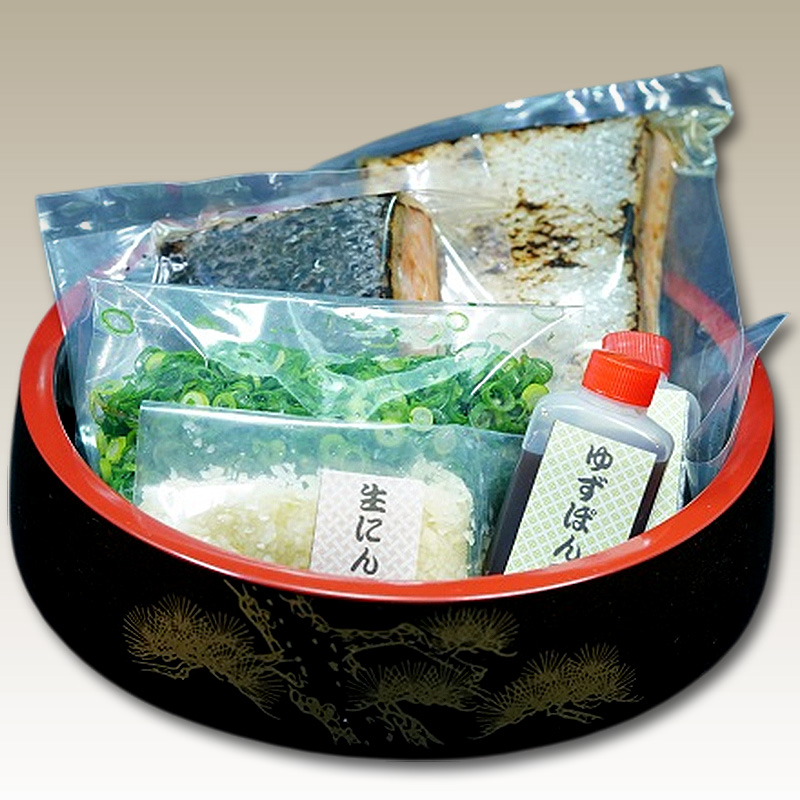 【 すえひら 】定期便 3ヵ月 岡山 名物 - さけのたたき ( 鮭のたたき ) 5人前 セット 3回 定期便 鮭 たたき 魚介類 和食 冷蔵 魚料理 一品料理 つまみ お酒のあて 肴