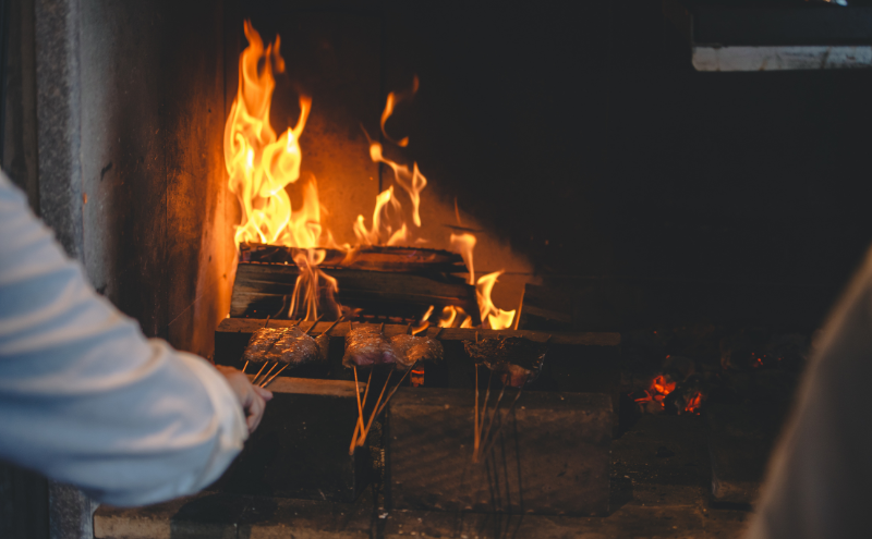 【ディナー・ペアリング付】 浅間山を望む薪火ダイニングsong ディナーチケット（1名様）長野 信州　観光 ワイン グルメ ローカルガストロノミー リフレッシュ チケット