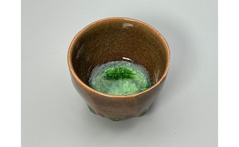 虫明焼 灰釉貫入面取ぐい呑(ヒスイ、黒井博史 作) 工芸品 食器 酒器 ぐい呑