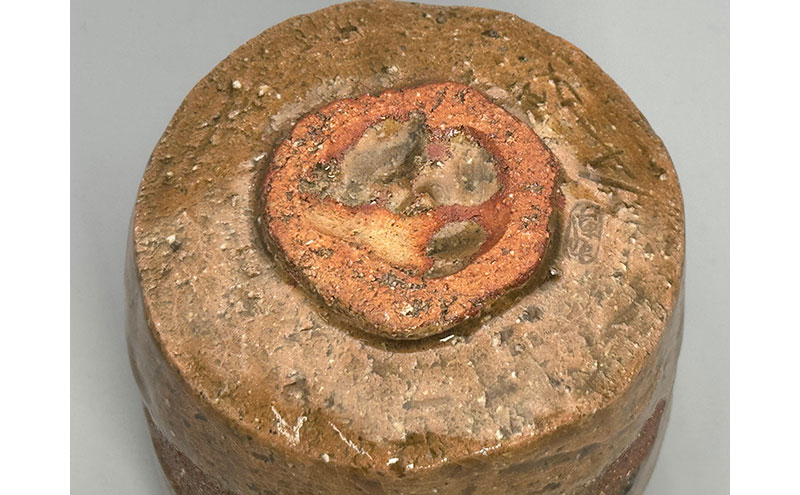 虫明焼 灰釉荒土ヘラ目茶碗(黒井千左 作) 工芸品 食器 茶碗 お茶碗